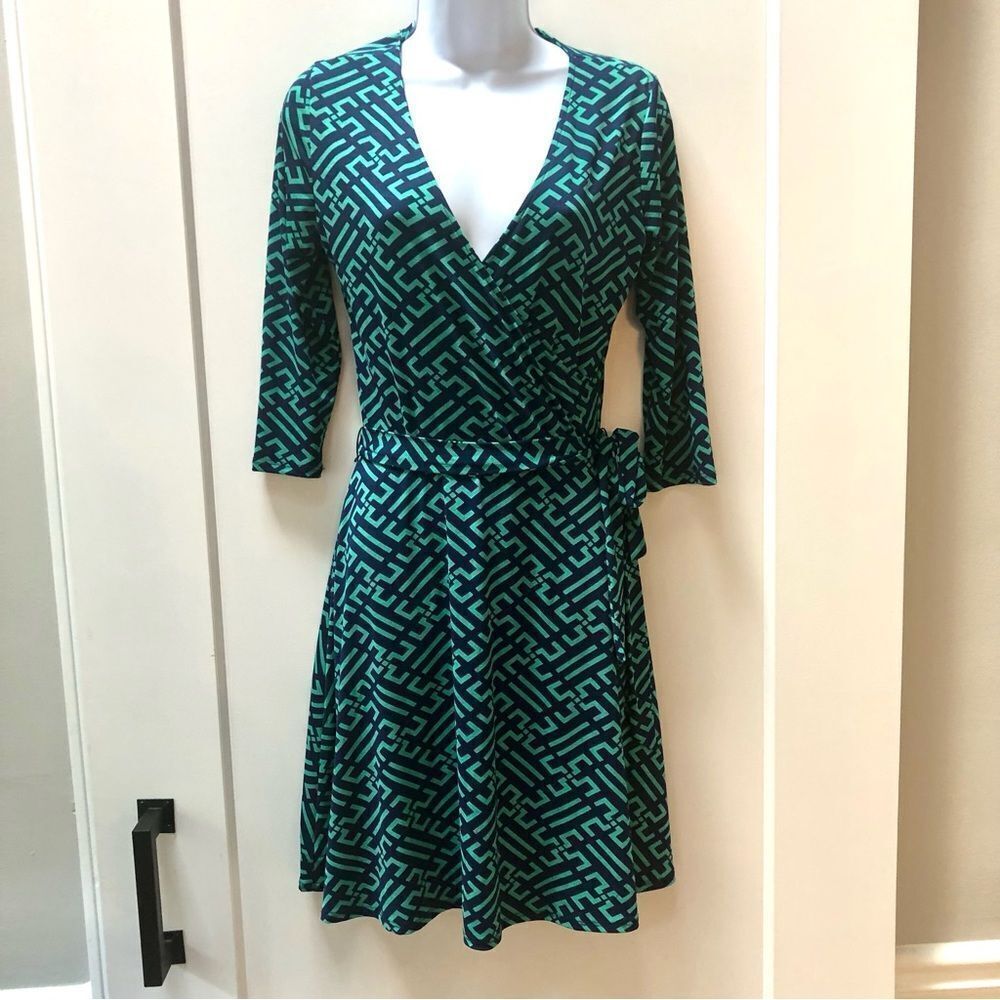 NWT 41 Hawthorn Stitchfix teal and navy chevron faux wrap dress‎ woman’s S
